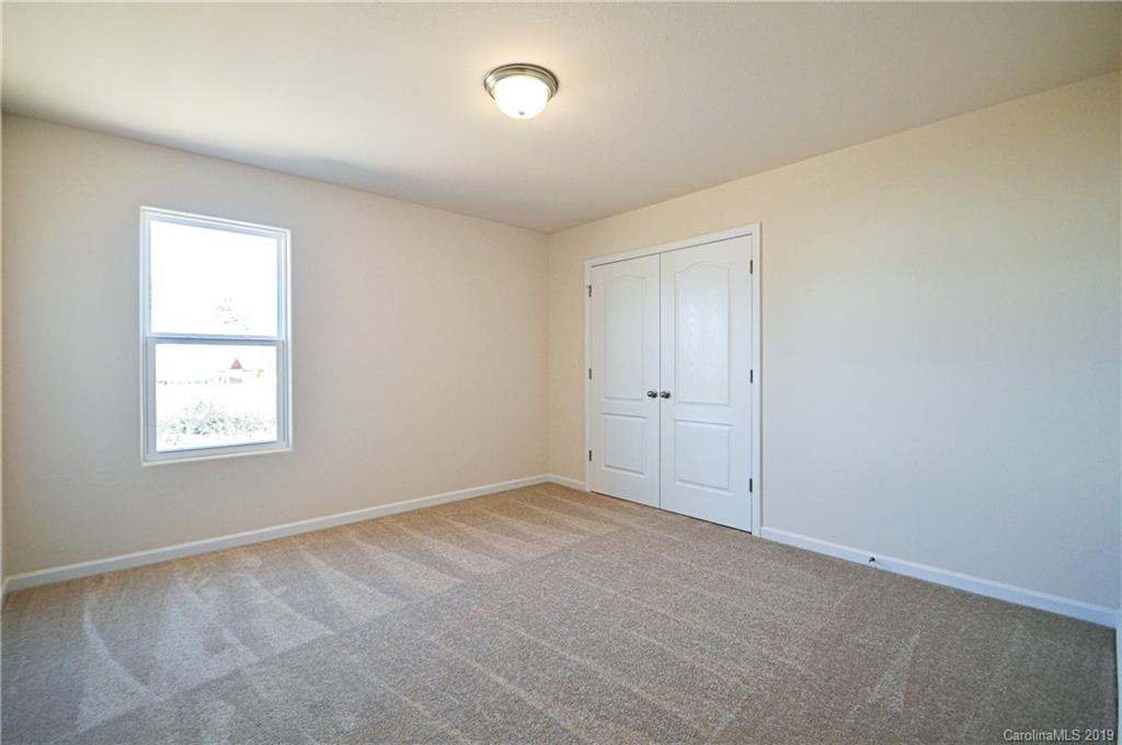 9729 Weikert Road Charlotte, NC 28215 - Photo 9 of 10 Gallery Image 9