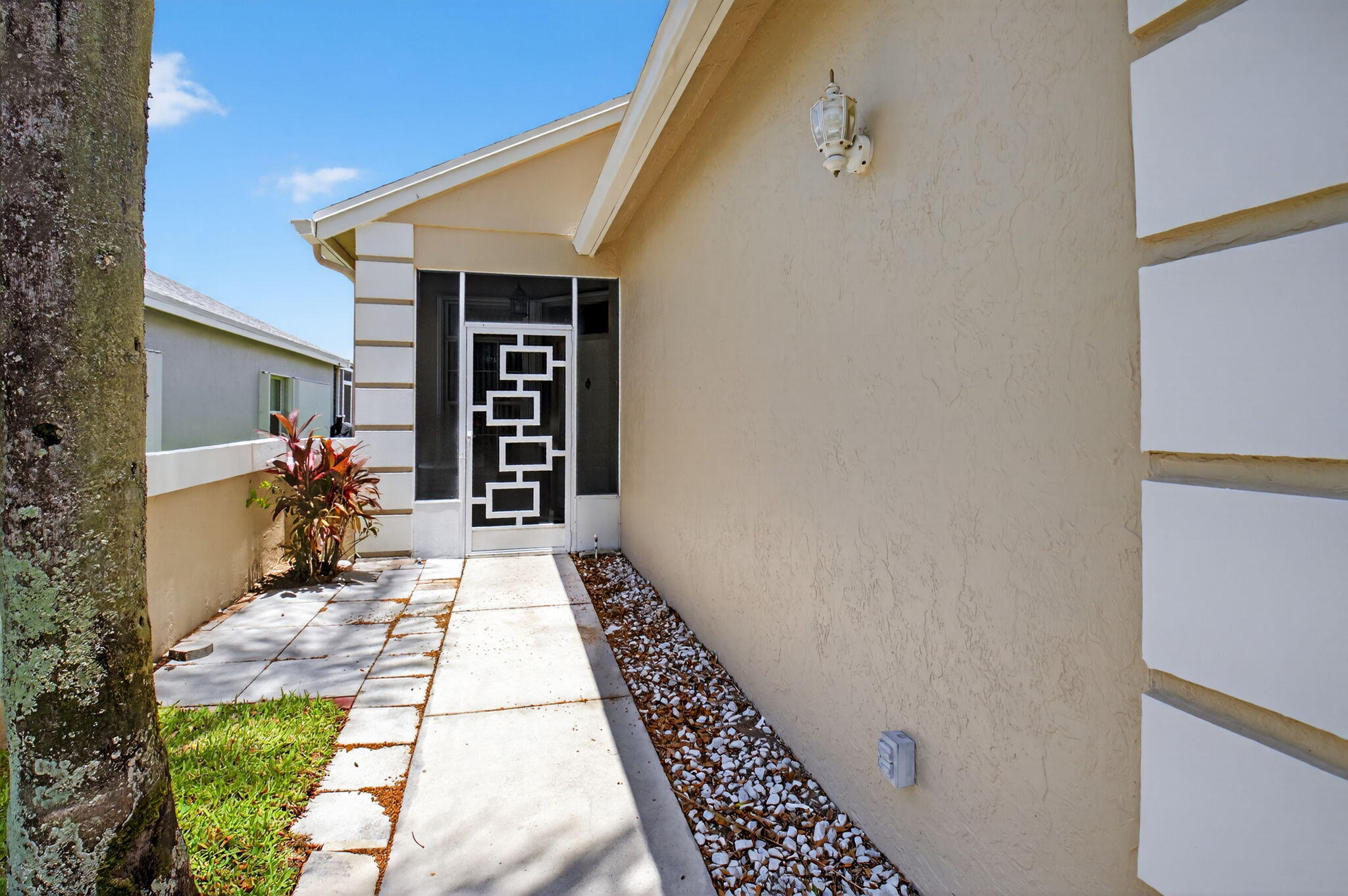 7848 Mansfield Hollow Road Delray Beach, FL 33446 - Photo 4 of 52 2-web-or-mls-DSC_4606