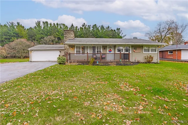 $269,900 | 7172 Rochester Road, Lockport Town, NY 14094