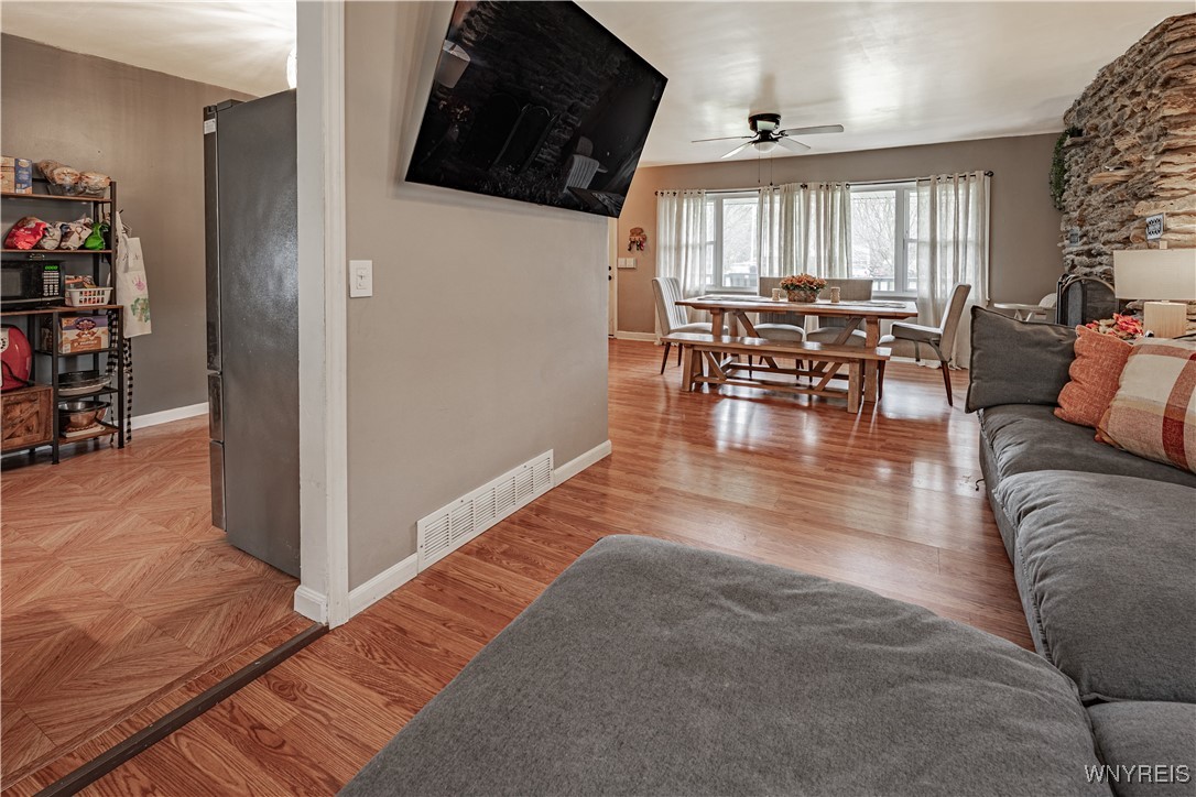 7172 Rochester Road Lockport Town, NY 14094 - Photo 15 of 39