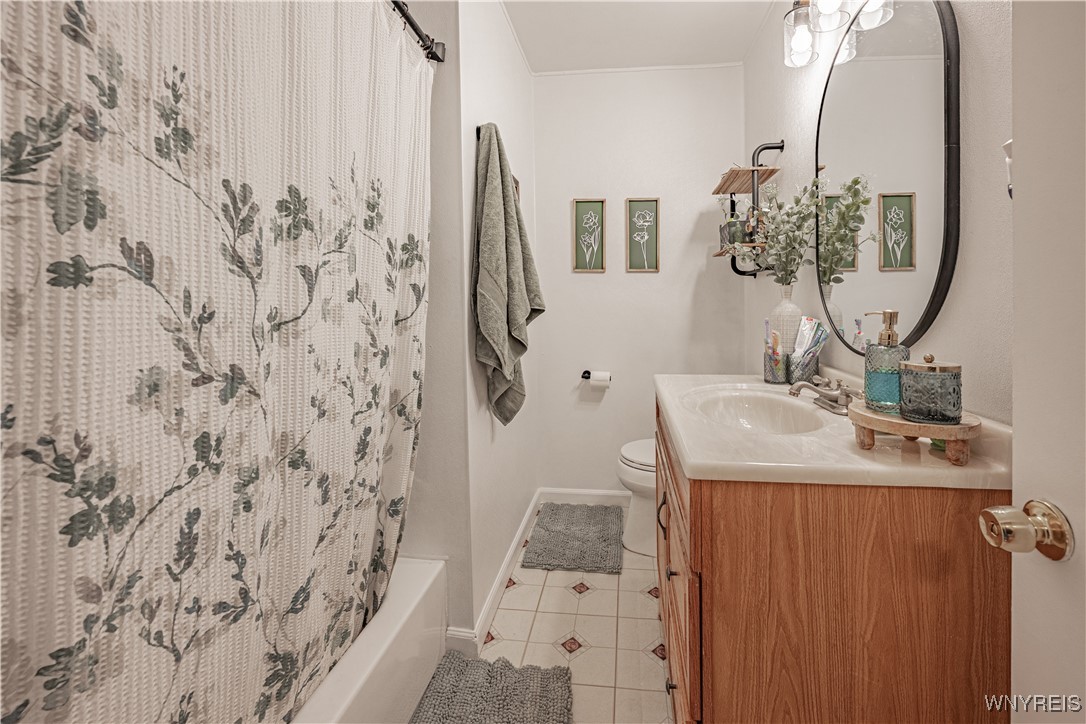 7172 Rochester Road Lockport Town, NY 14094 - Photo 19 of 39