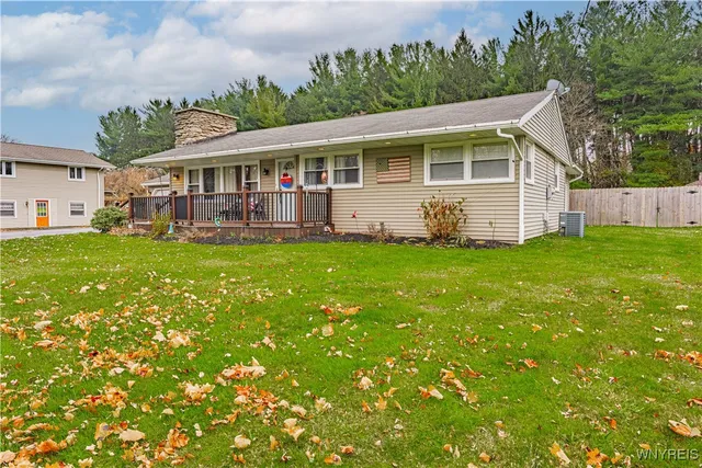 $269,900 | 7172 Rochester Road, Lockport Town, NY 14094