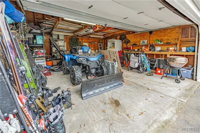 $269,900 | 7172 Rochester Road, Lockport Town, NY 14094