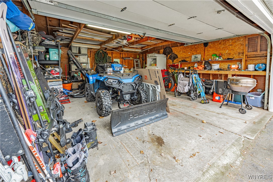 7172 Rochester Road Lockport Town, NY 14094 - Photo 27 of 39