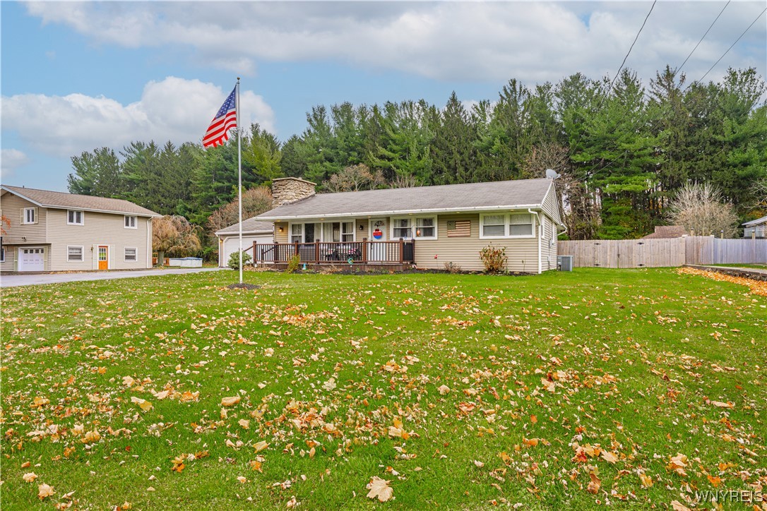 7172 Rochester Road Lockport Town, NY 14094 - Photo 3 of 39