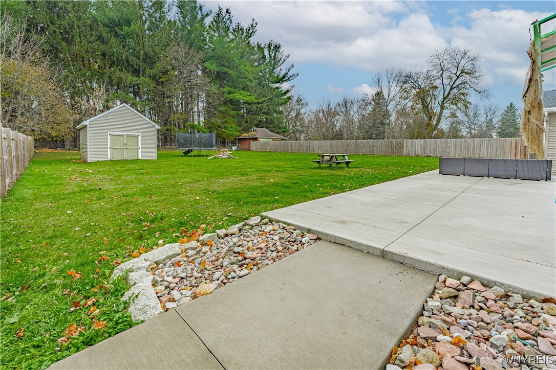 7172 Rochester Road Lockport Town, NY 14094 - Photo 33 of 39