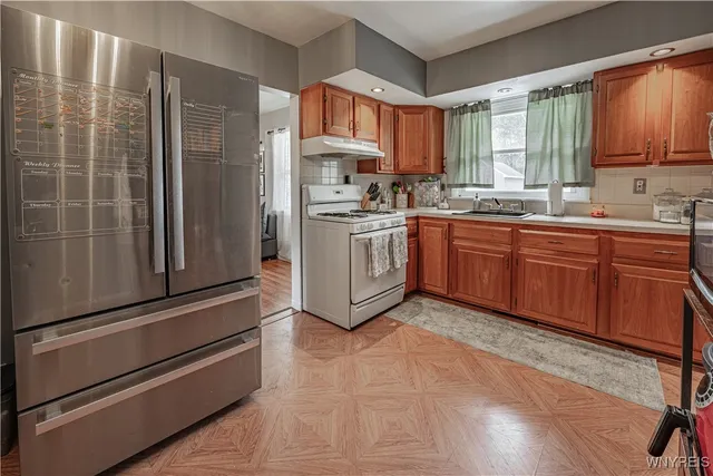 $269,900 | 7172 Rochester Road, Lockport Town, NY 14094