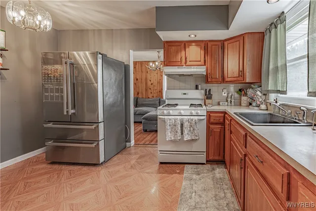 $269,900 | 7172 Rochester Road, Lockport Town, NY 14094