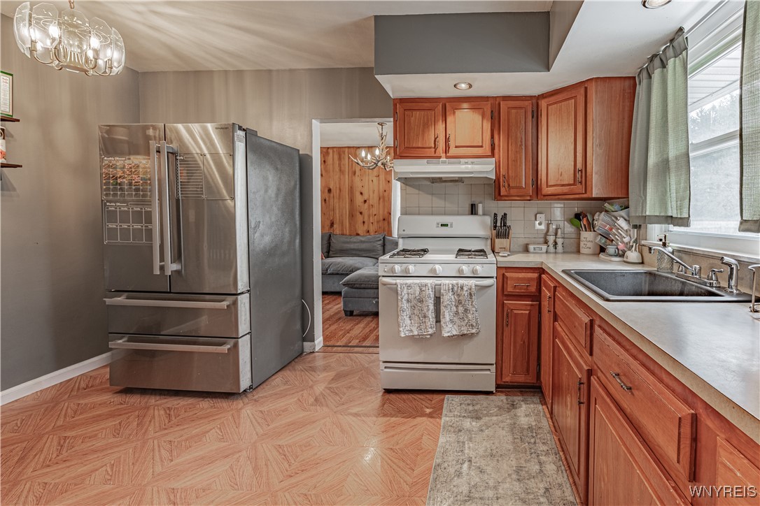 7172 Rochester Road Lockport Town, NY 14094 - Photo 8 of 39