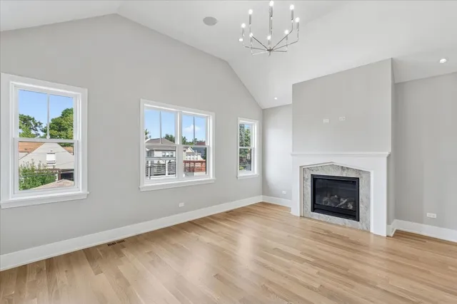 $2,200,000 | 1932 West Wolfram Street, Chicago, IL 60657