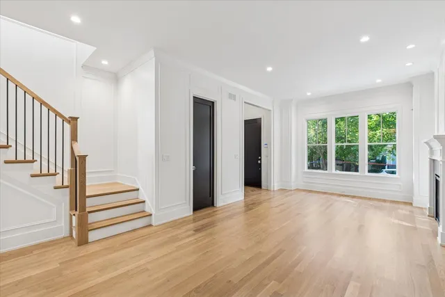 $2,200,000 | 1932 West Wolfram Street, Chicago, IL 60657