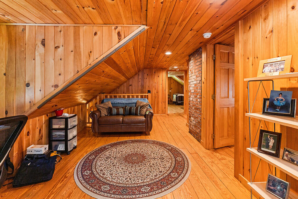 39 Tilton Pond Road Fayette, ME 04349 - Photo 43 of 91 04_BP5A0192_DxO_mls