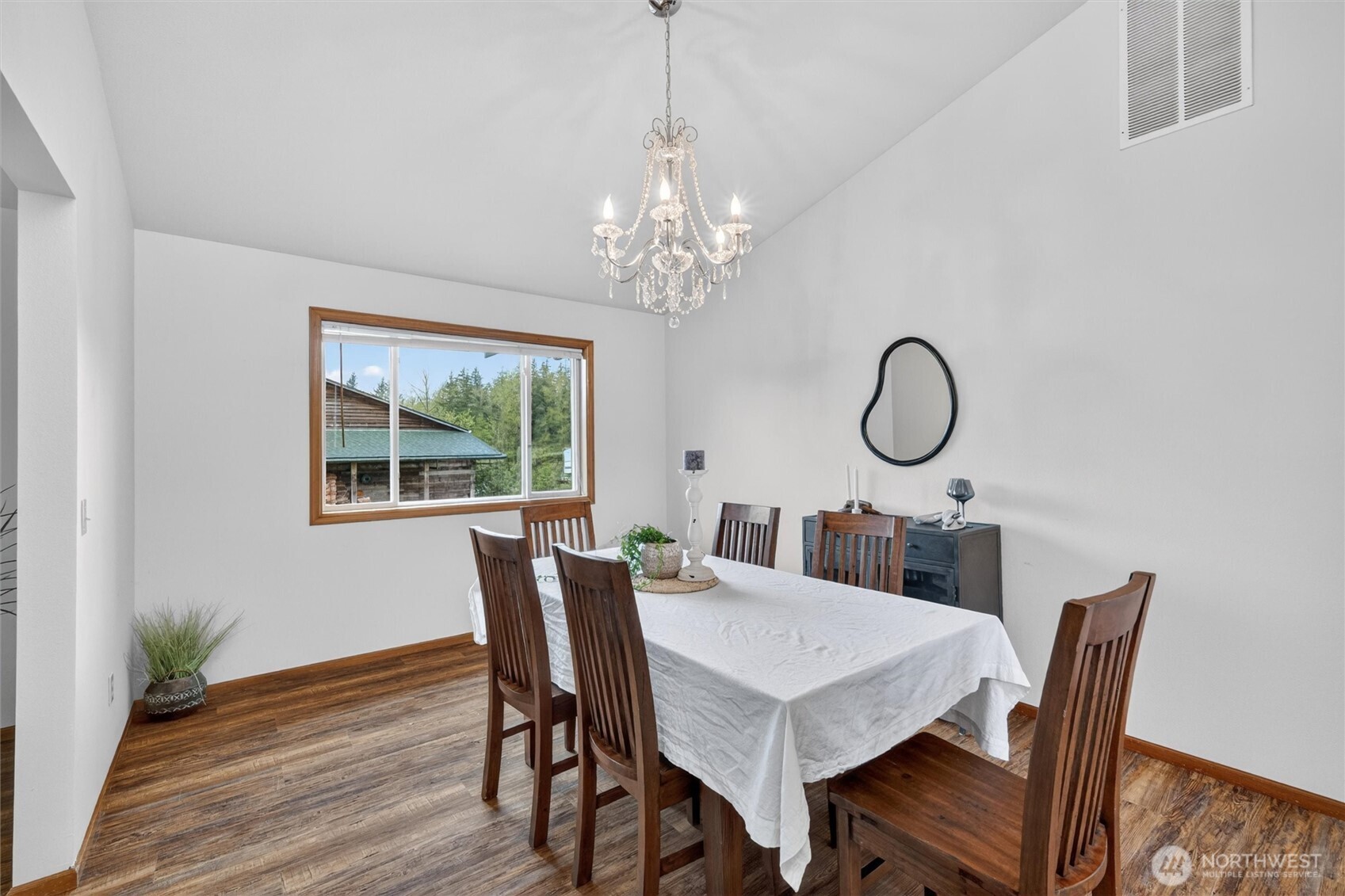 5581 Mission Road Bellingham, WA 98226 - Photo 6 of 39
