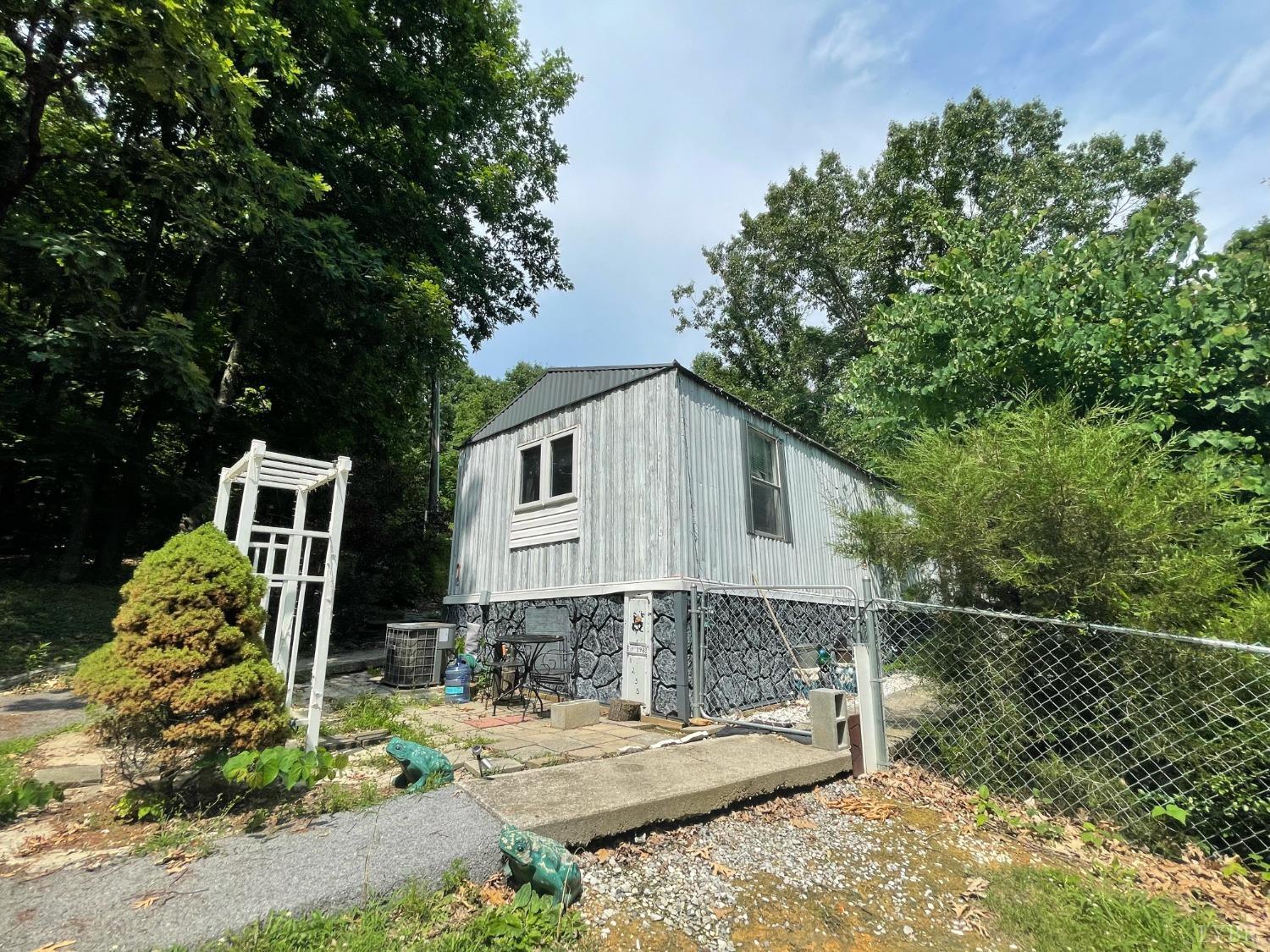 1235 Poplar Hill Road Lexington, VA 24450 - Photo 2 of 34 Gallery Image 2