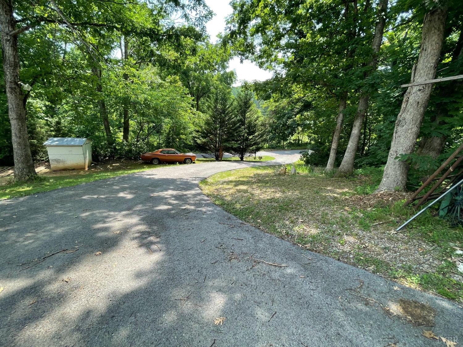 1235 Poplar Hill Road Lexington, VA 24450 - Photo 29 of 34 Gallery Image 29