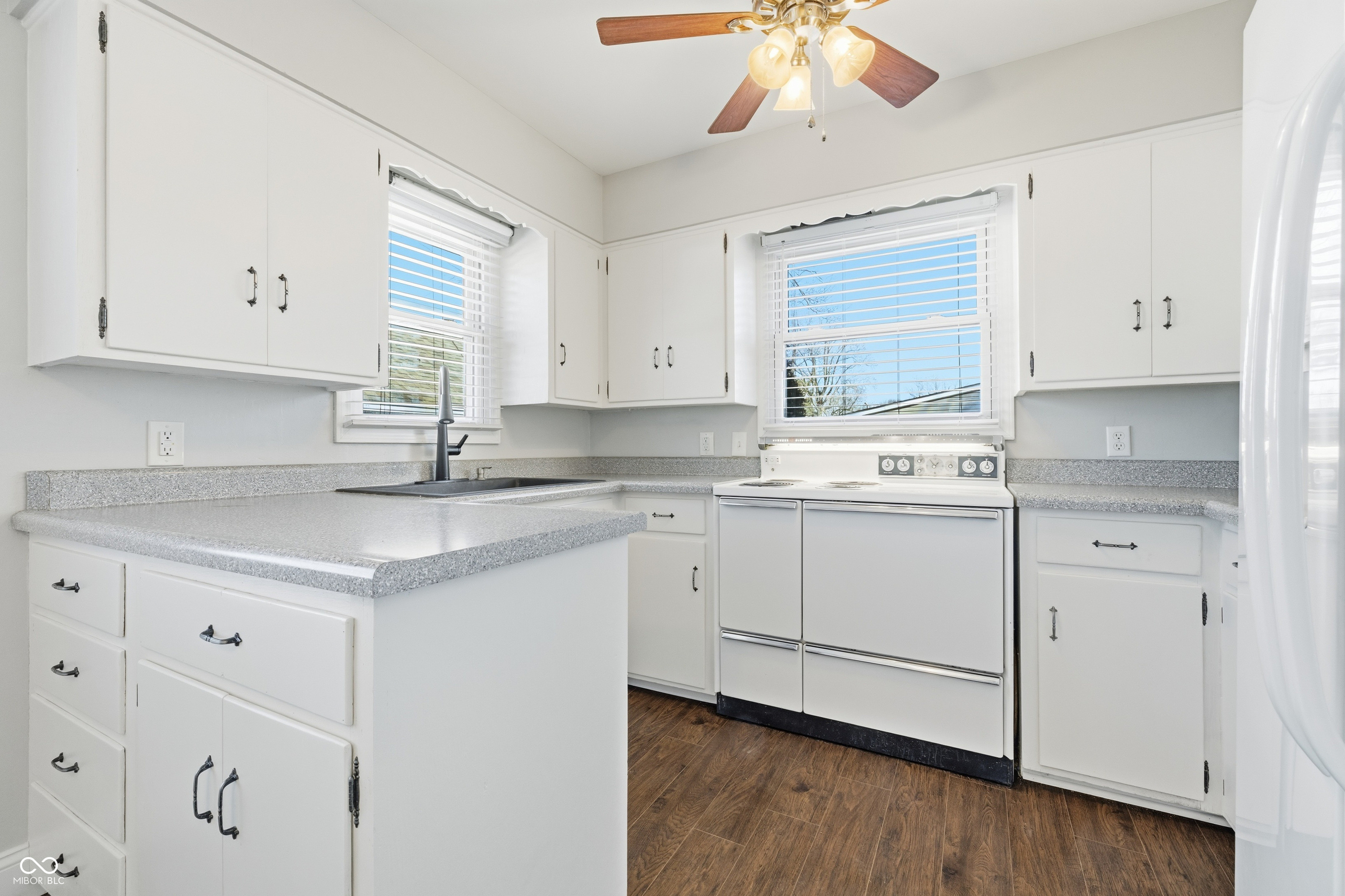 428 Maxwell Road Indianapolis, IN 46217 - Photo 13 of 36 Gallery Image 13