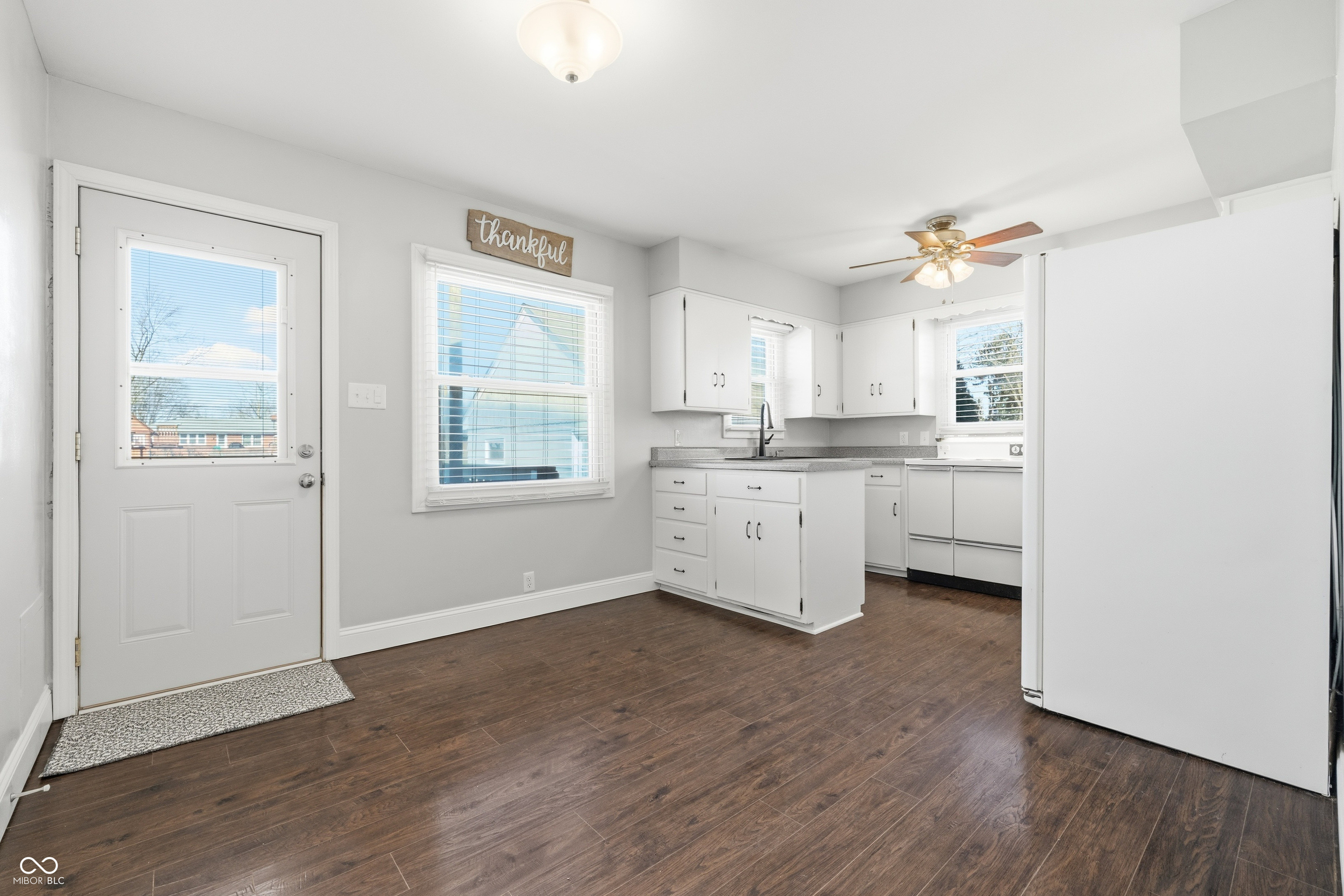 428 Maxwell Road Indianapolis, IN 46217 - Photo 15 of 36 Gallery Image 15