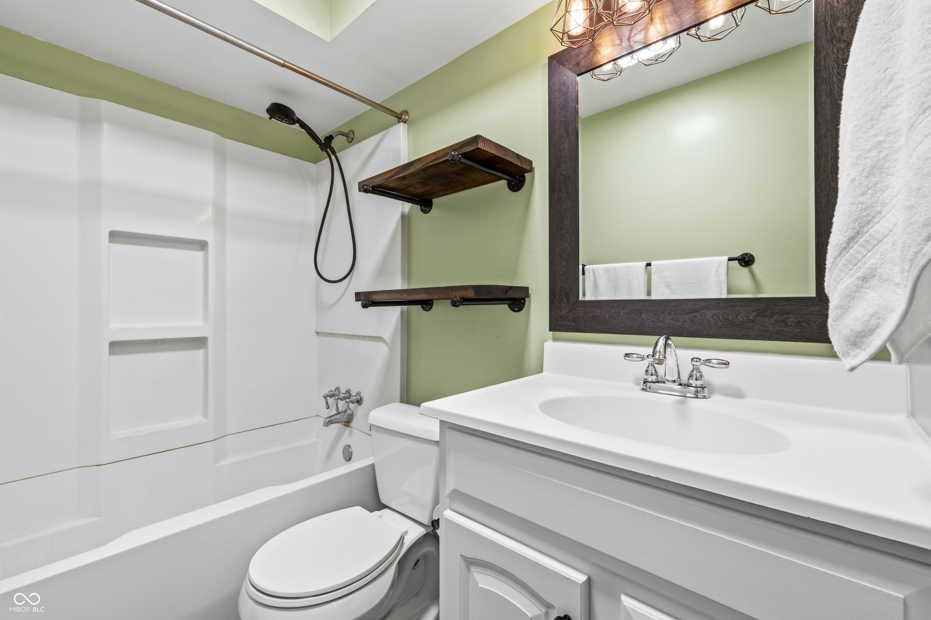 428 Maxwell Road Indianapolis, IN 46217 - Photo 24 of 36 Gallery Image 24