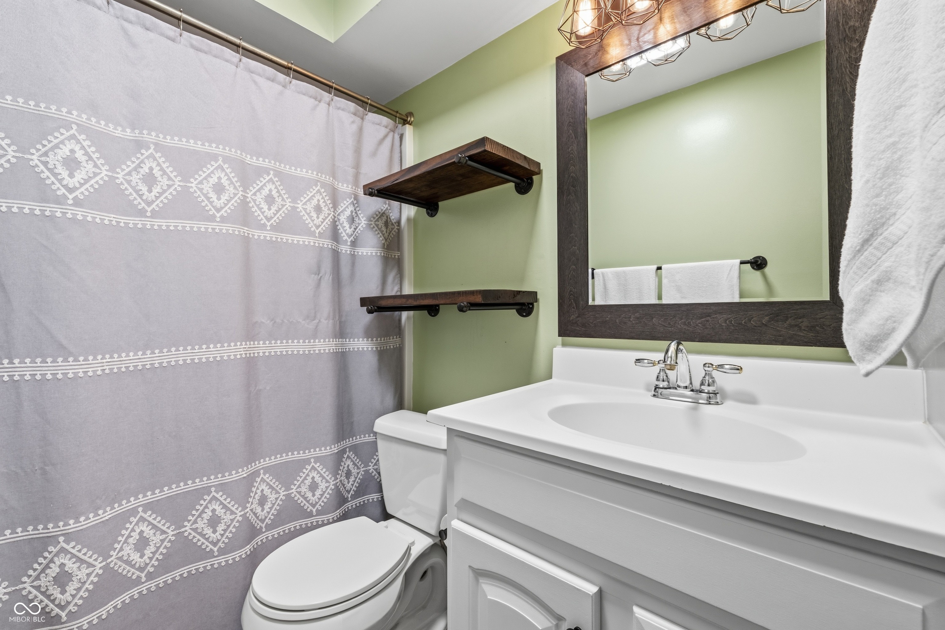 428 Maxwell Road Indianapolis, IN 46217 - Photo 25 of 36 Gallery Image 25