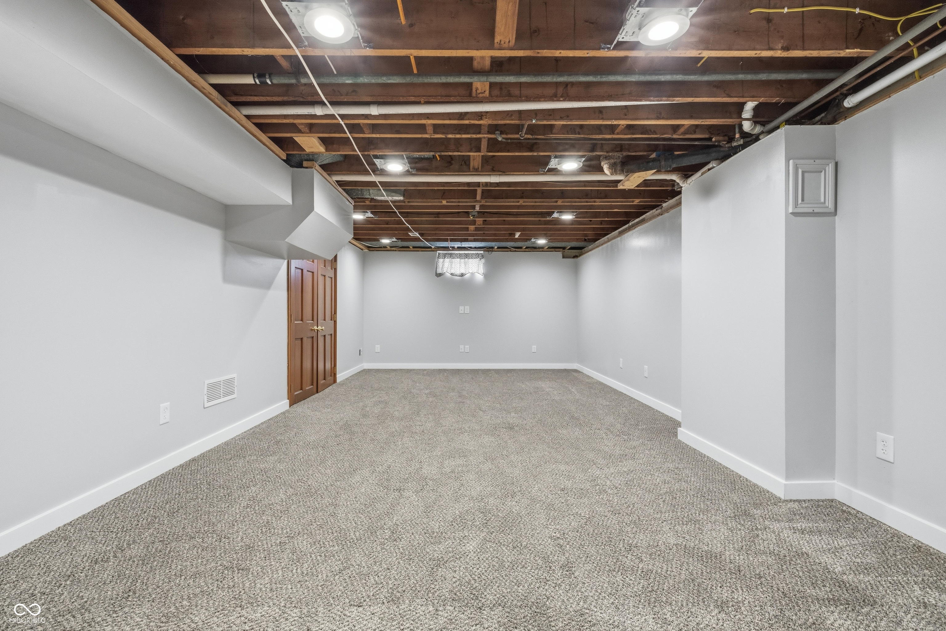 428 Maxwell Road Indianapolis, IN 46217 - Photo 31 of 36 Gallery Image 31