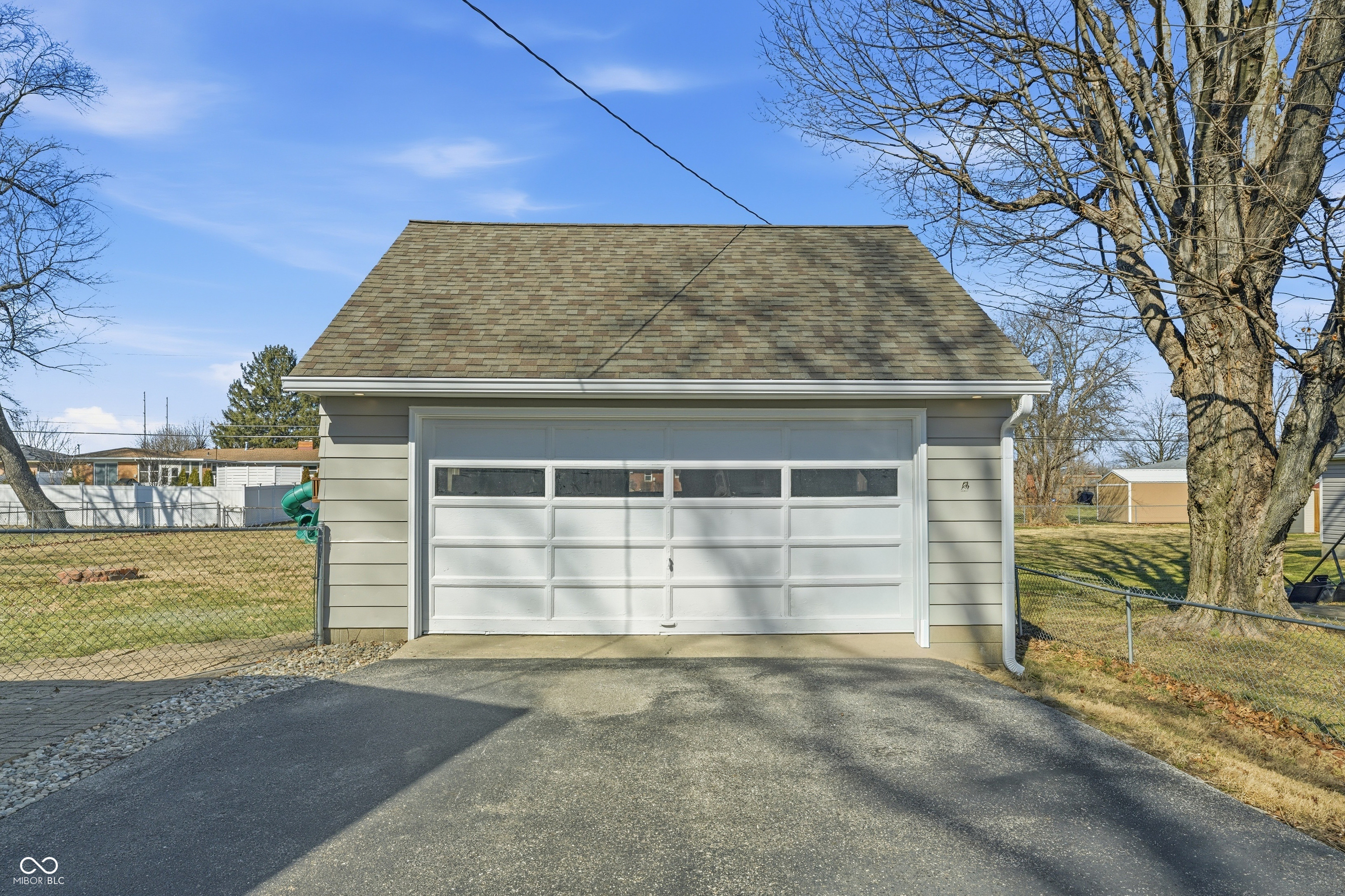428 Maxwell Road Indianapolis, IN 46217 - Photo 5 of 36 Gallery Image 5