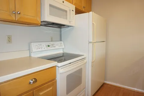 $155,000 | 1570 The Fairway, Unit 512E, Rydal, PA 19046