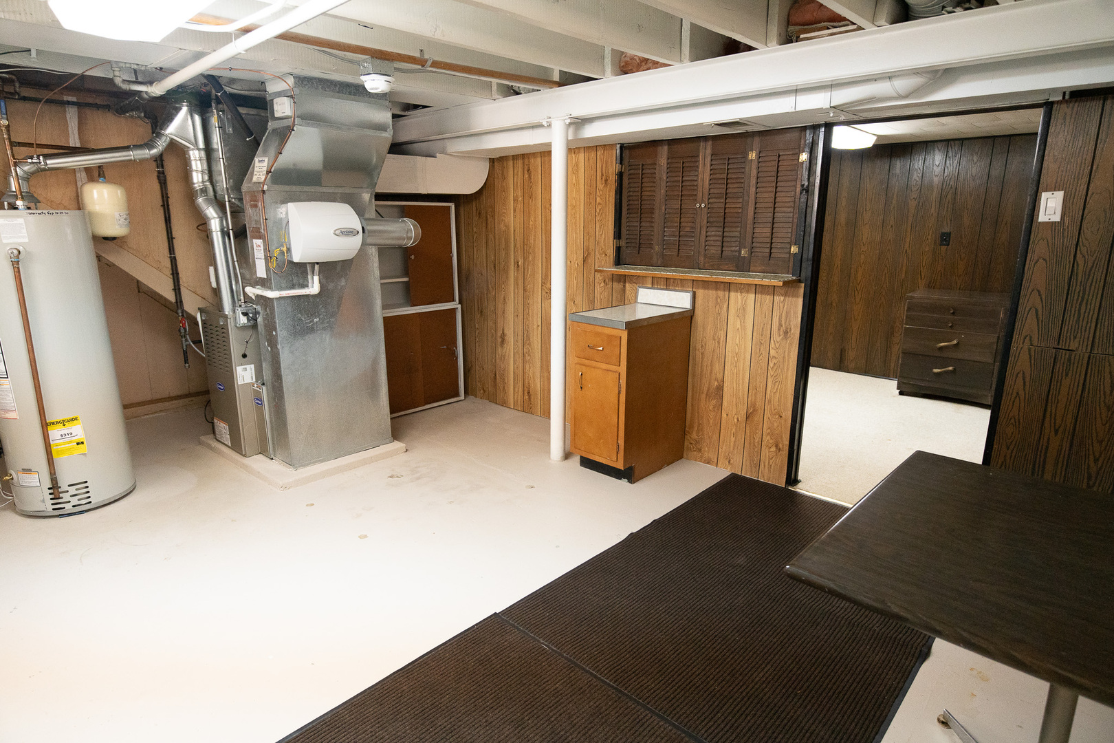 6645 Riverside Drive Tinley Park, IL 60477 - Photo 25 of 38 a view of a storage & utility room