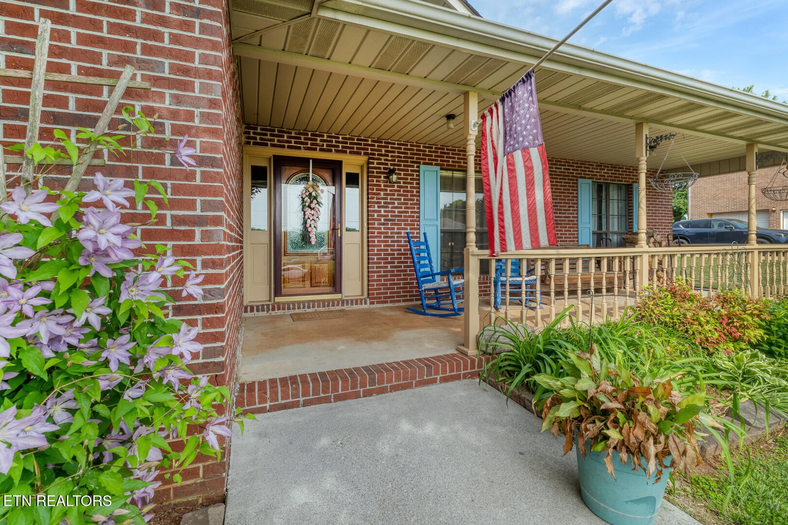 449 Foss Road Maryville, TN 37801 - Photo 6 of 49 a front view of a house