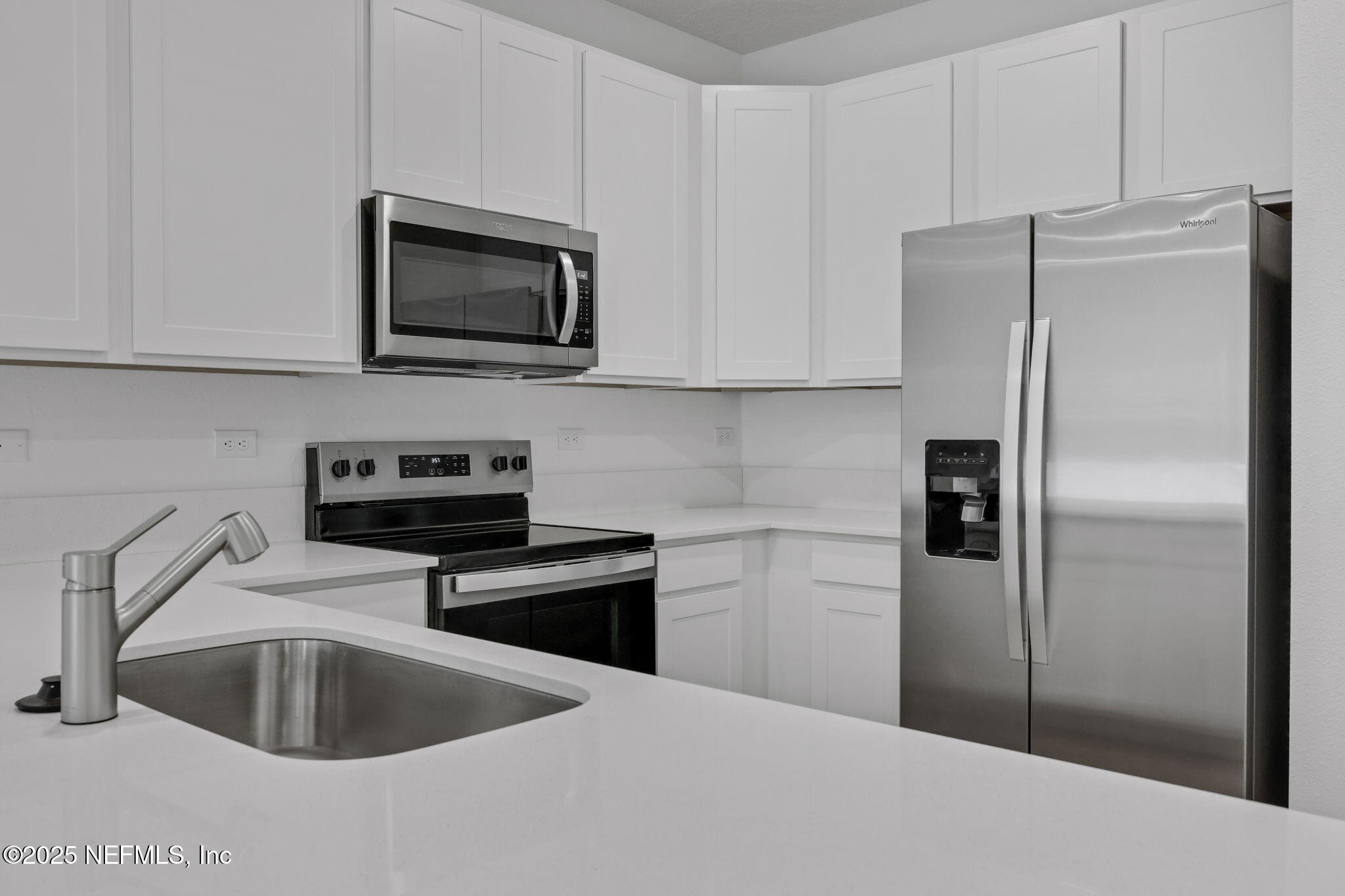 733 Sailor Grove Lane Jacksonville, FL 32221 - Photo 17 of 37 12-web-or-mls-2Z2A1687