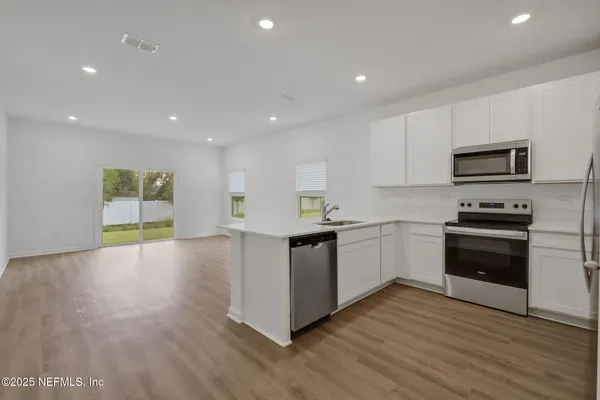 $229,990 | 733 Sailor Grove Lane, Jacksonville, FL 32221
