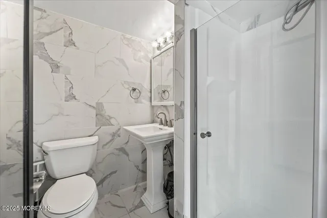 $3,550 | 273 North 12th Street, Unit 1, Surf City, NJ 08008