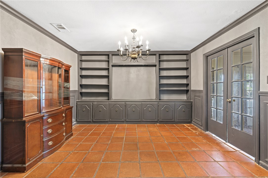 608 Barton Street Calvert, TX 77837 - Photo 7 of 16 a view of a living room with a large window