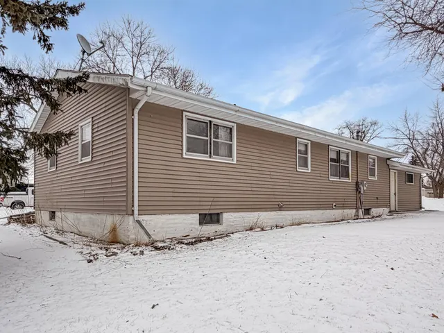 $100,000 | 200 Water Street, Russell, MN 56169