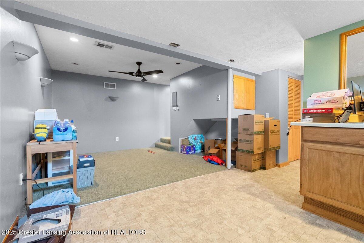 816 Creyts Road Dimondale, MI 48821 - Photo 31 of 49 34-Media Jett - 28