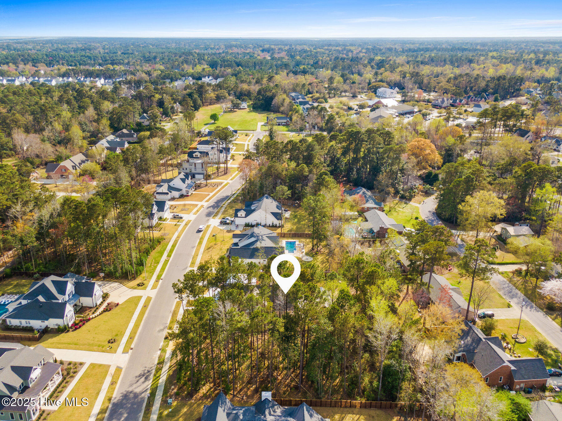 412 East Blackbeard Road Wilmington, NC 28409 - Photo 5 of 12 015_412_east_blackbeard_road-15_369