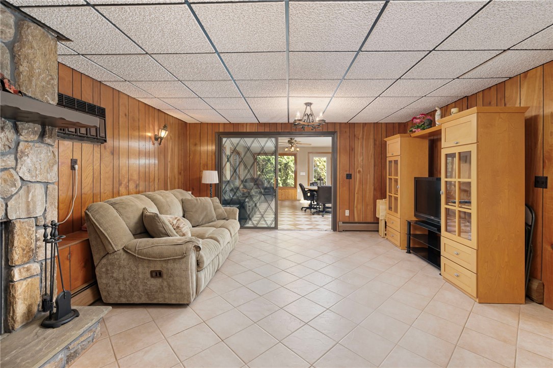 77 Cherry Hill Road Johnston, RI 02919 - Photo 21 of 31