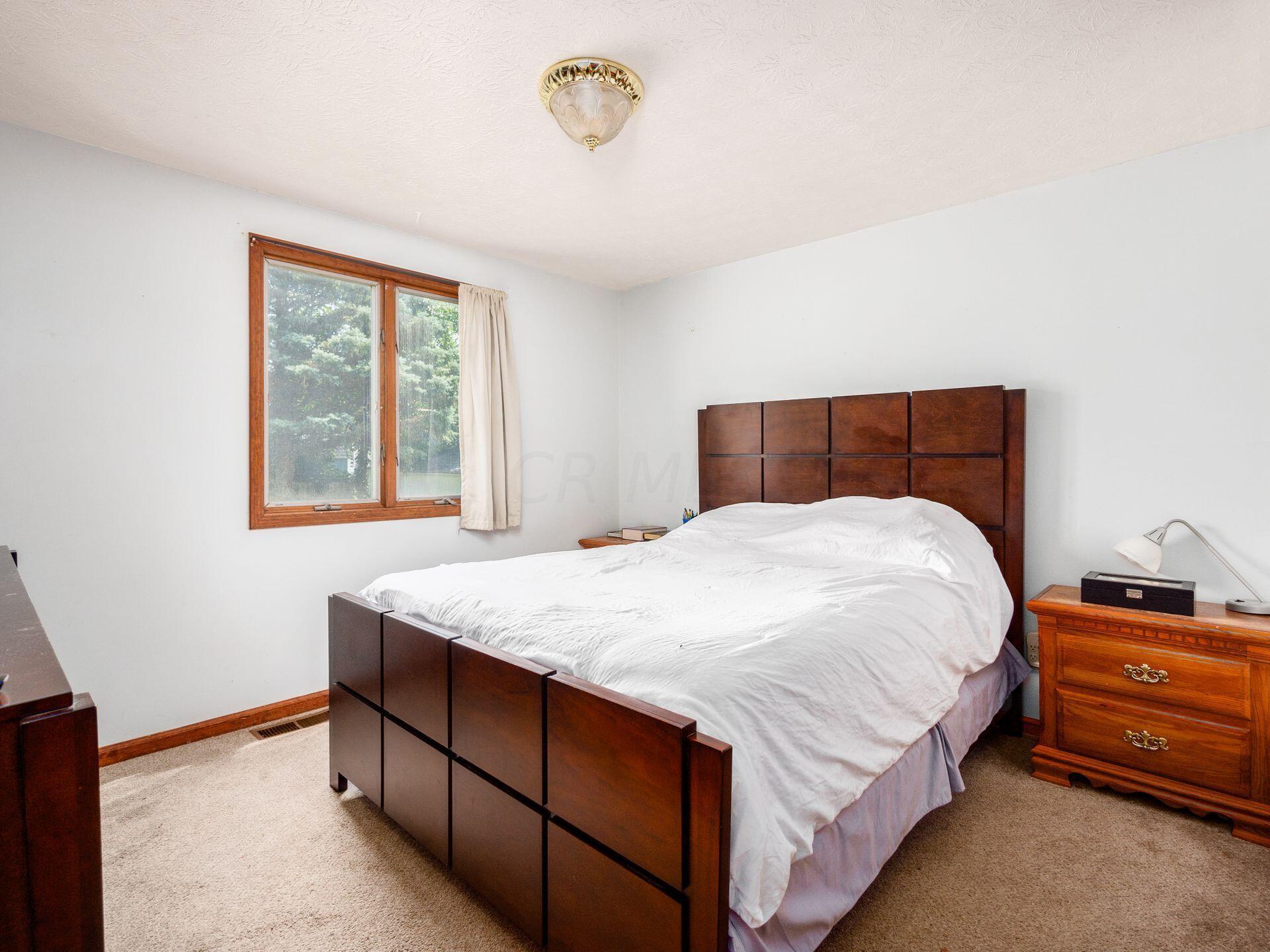 3022 Whitlow Road Columbus, OH 43232 - Photo 10 of 24 Gallery Image 10