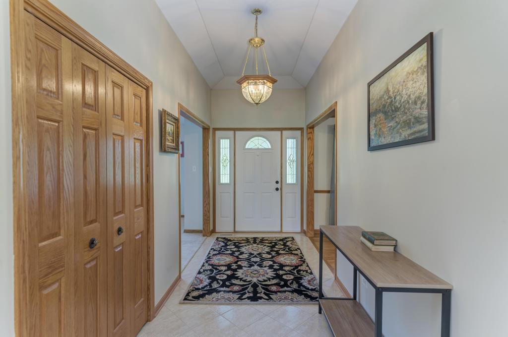 24031 South Schoolhouse Road Manhattan, IL 60442 - Photo 7 of 44