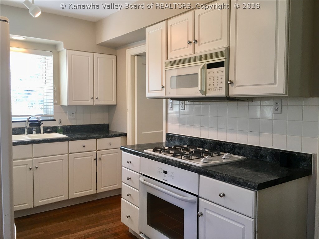 1018 Lookout Road Charleston, WV 25314 - Photo 5 of 18 Gallery Image 5