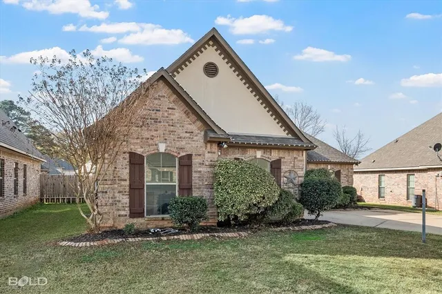 $271,900 | 708 Fox Den, Haughton, LA 71037