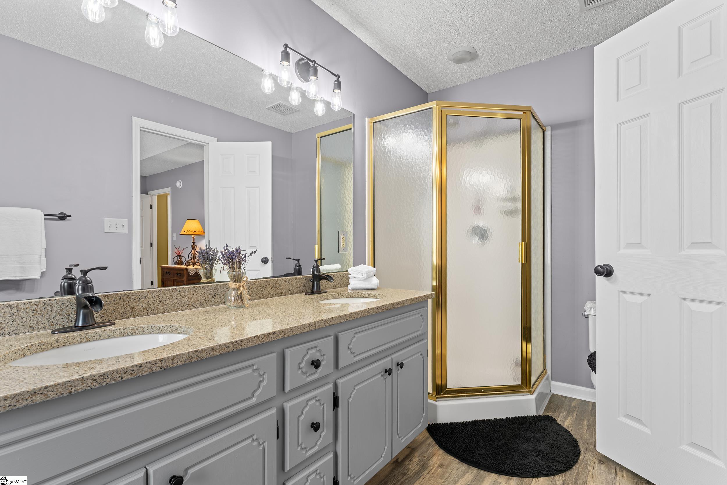 457 Cresthaven Drive Boiling Springs, SC 29316 - Photo 17 of 33