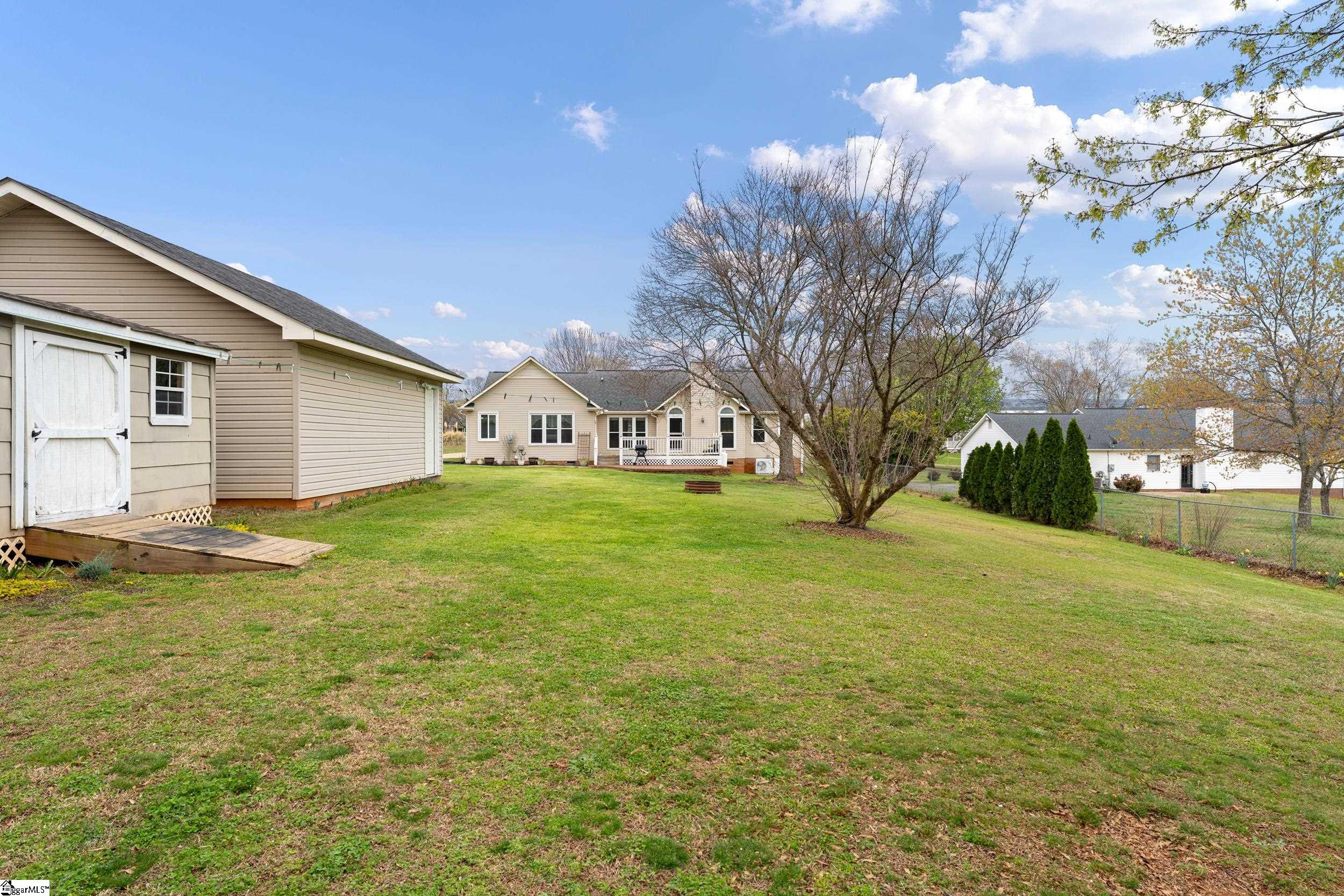 457 Cresthaven Drive Boiling Springs, SC 29316 - Photo 27 of 33