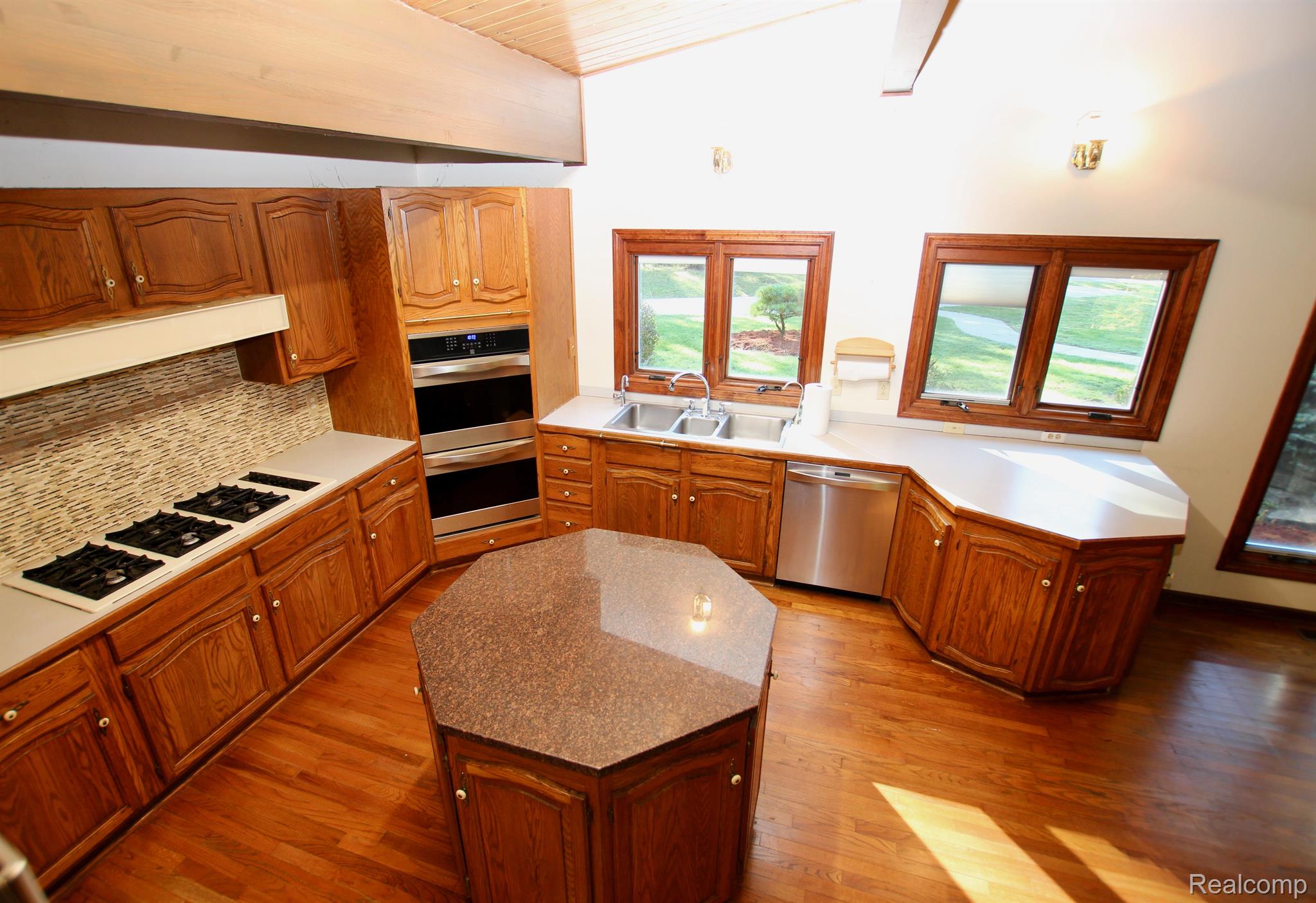 16291 Worden Road Holly, MI 48442 - Photo 6 of 52