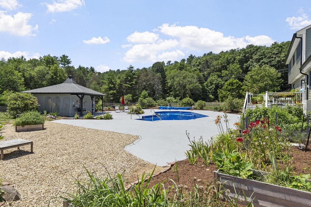 467 Loring Road Barre, MA 01005 - Photo 8 of 42