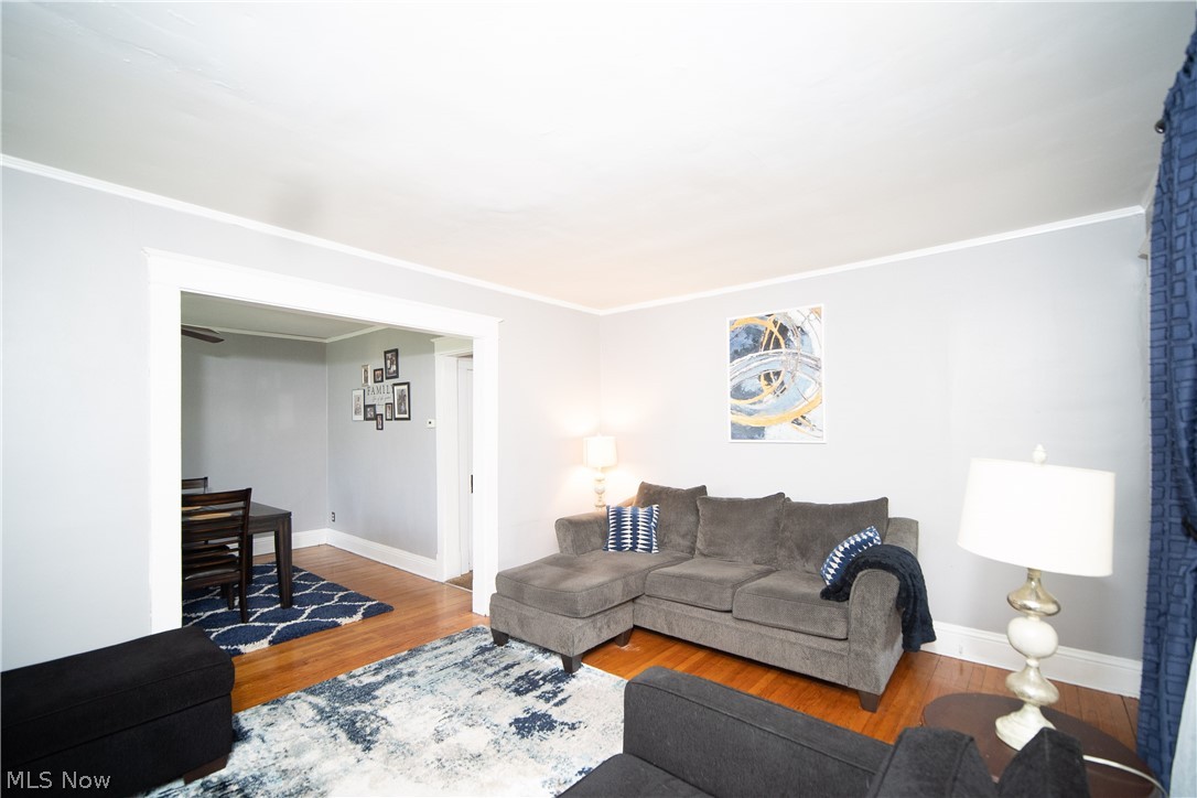 1403 Plainfield Road Cleveland, OH 44121 - Photo 3 of 21 Gallery Image 3