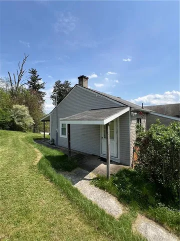 a view of a golf course