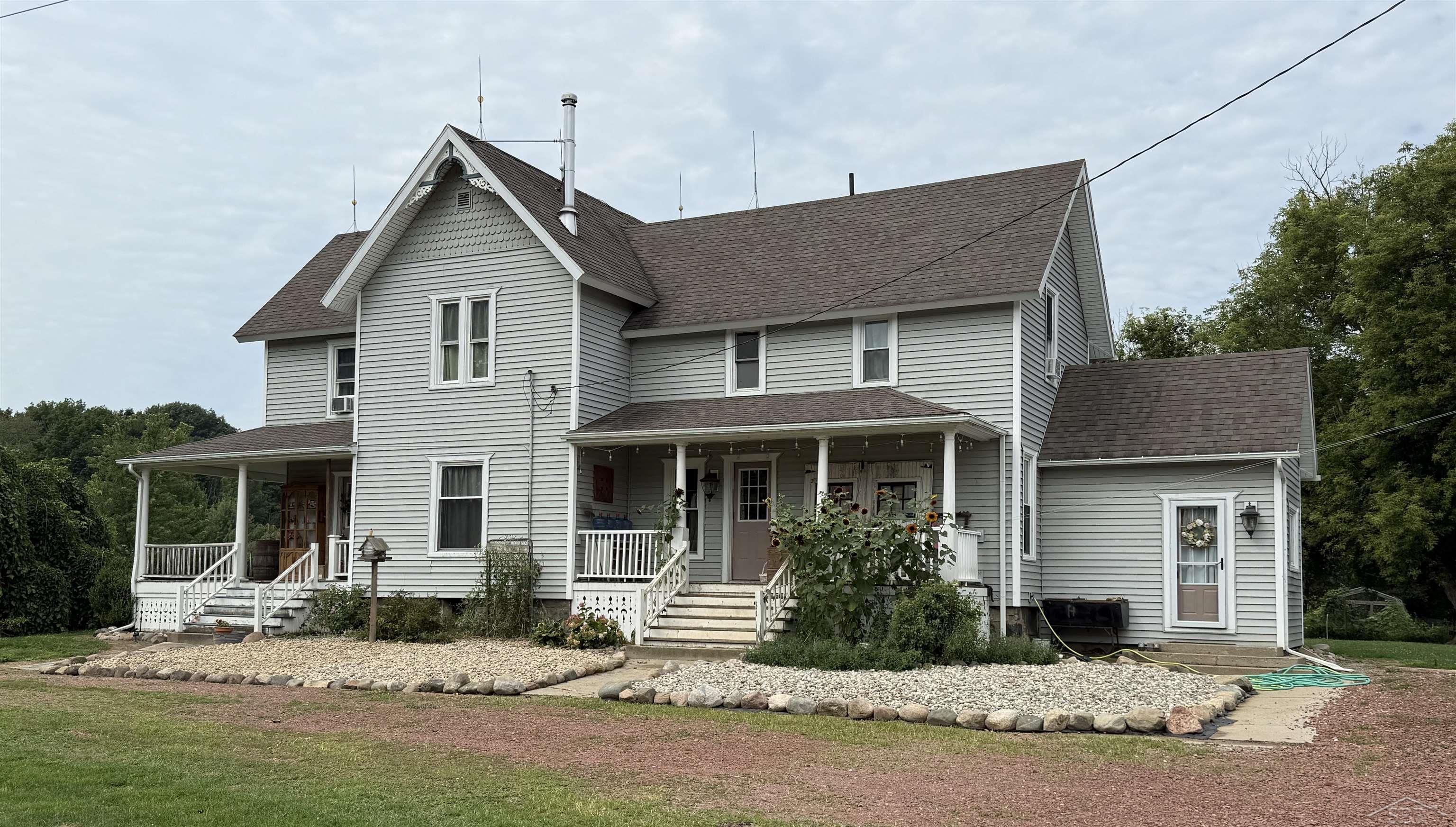 5793 Hibbard Road Corunna, MI 48817 - Photo 2 of 52