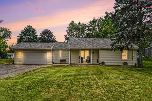 $269,900 | 11332 Crestview East, Cement City, MI 49233