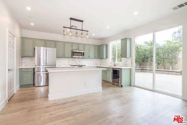 $825,000 | 9722 Pine Orchard Street, Pacoima, CA 91331