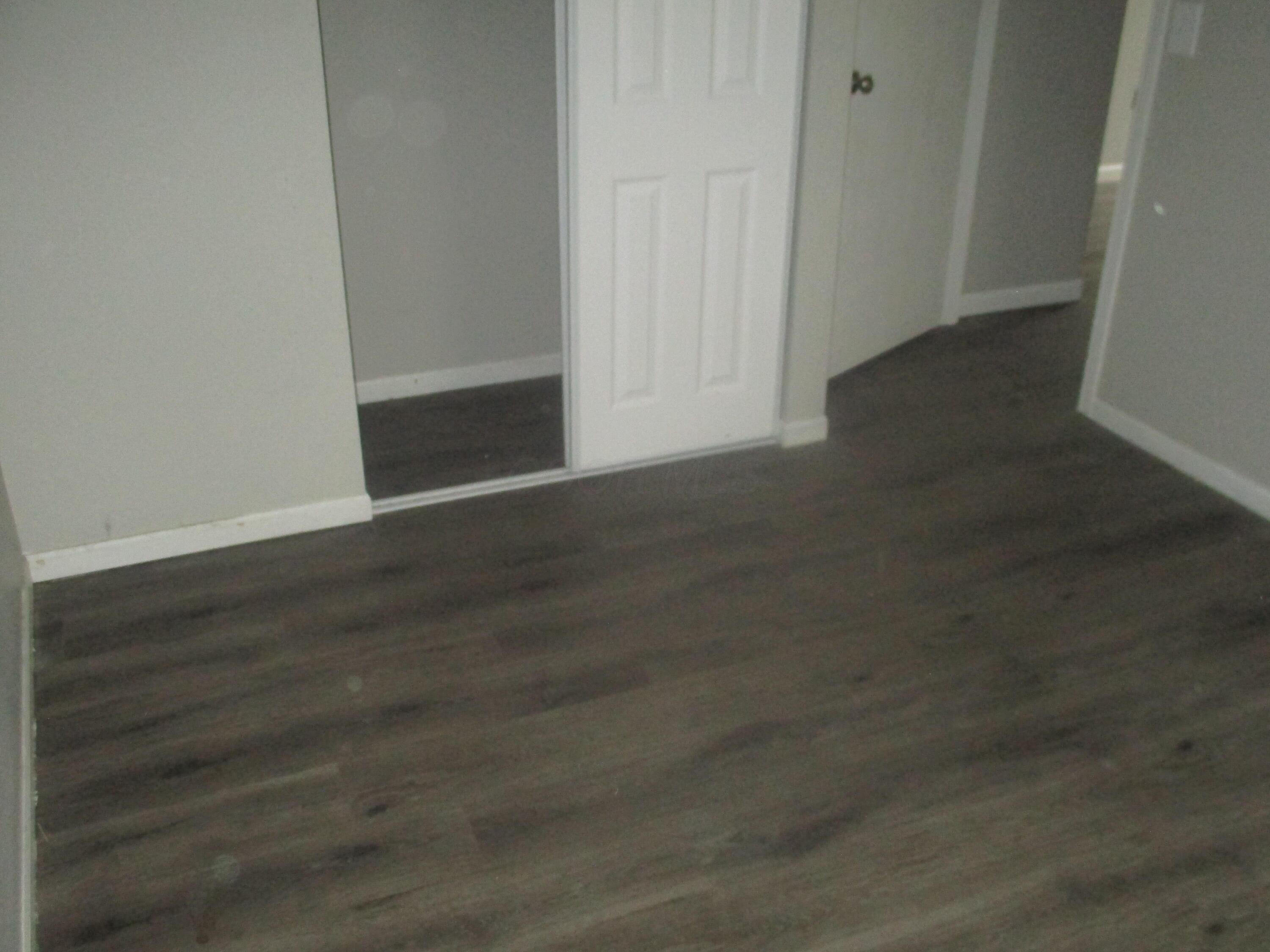 2944 Tracer Road Columbus, OH 43232 - Photo 12 of 16 IMG_2252